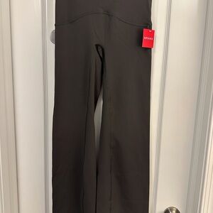 Spanx booty boast yoga flare pants. Color dark palm